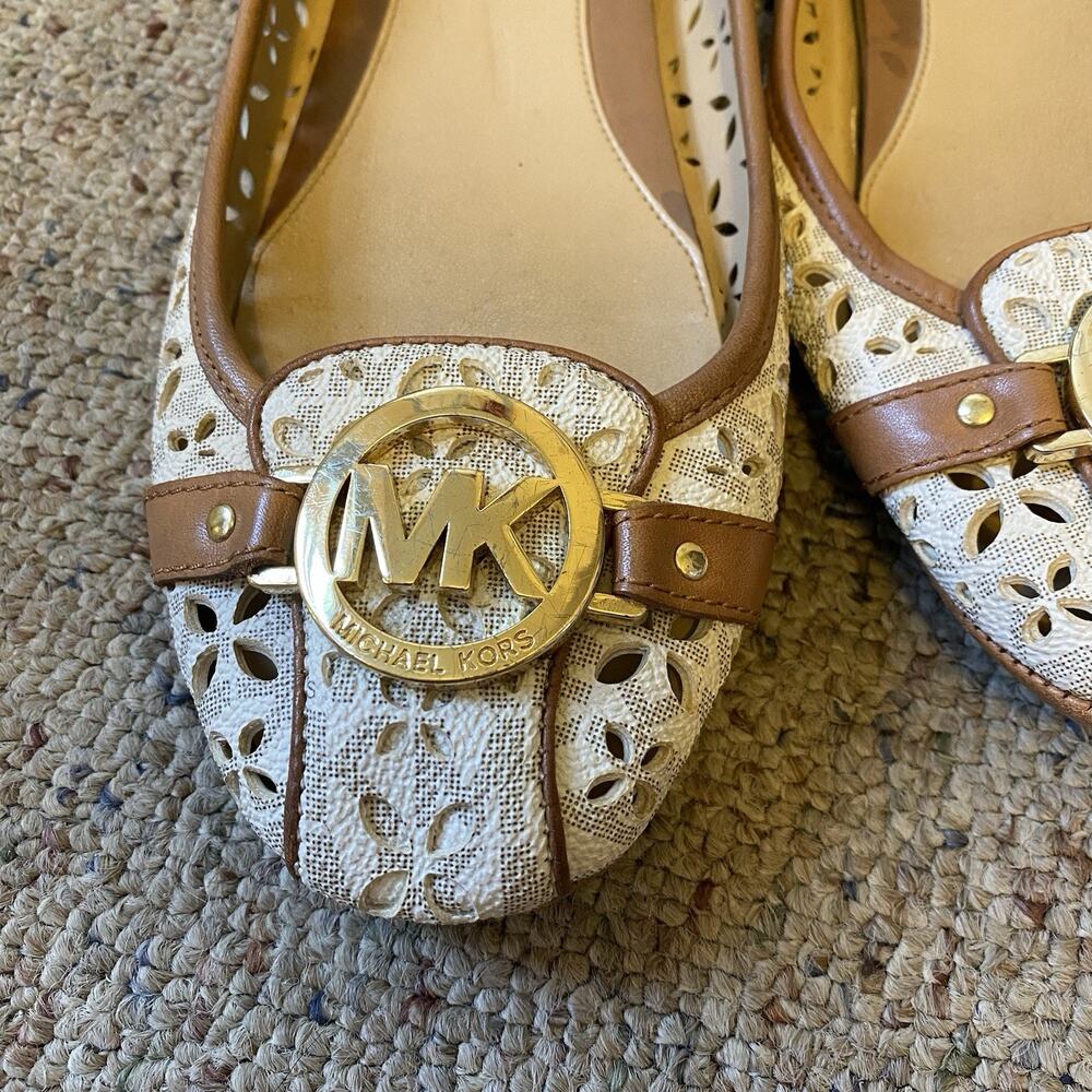 MichaelKors Fulton Cream Brown Gold Cut Out Perforated Moccasins Loafer Shoes 9M - Picture 2 of 12